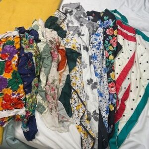 Lot of 11 Vintage scarves